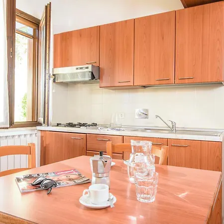 Isa Apart-hotel 4*